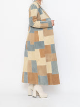 Load image into Gallery viewer, Vintage x WILSONS LEATHER x Beige, Blue Patchwork Suede Coat (S-L)