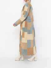 Load image into Gallery viewer, Vintage x WILSONS LEATHER x Beige, Blue Patchwork Suede Coat (S-L)