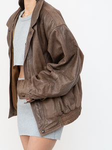 Vintage x Made in Canada x Light Brown Faded Leather Bomber Jacket (XS-M)