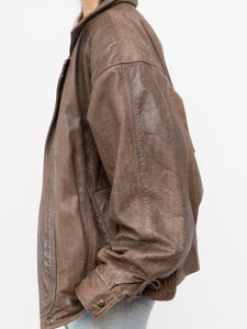 Vintage x Made in Canada x Light Brown Faded Leather Bomber Jacket (XS-M)