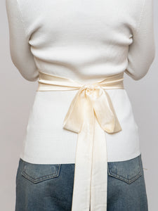 Vintage x Made in Hong Kong x Cream Silk Knit Wrap Sweater (M)