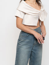 Load image into Gallery viewer, Vintage x Cream Satin Cropped Bow Top (XS-M)