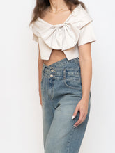 Load image into Gallery viewer, Vintage x Cream Satin Cropped Bow Top (XS-M)