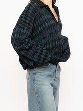 Load image into Gallery viewer, Vintage x Made in Canada x TUNDRA Diamond-patterned Button-up Sweater (S-XXL)
