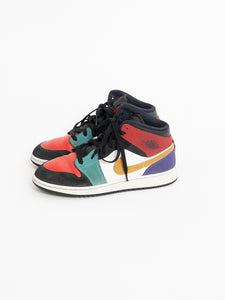 NIKE x Multicolour Air Jordans (7Y, 9W)