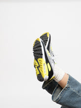 Load image into Gallery viewer, NIKE x Fluorescent Yellow &amp; Grey Airmax 90 (6.5-7.5W)
