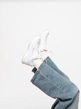 Load image into Gallery viewer, Vintage x NIKE White &amp; Pink Sneakers (7-8)