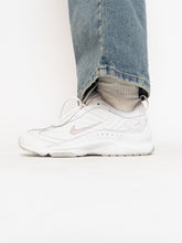 Load image into Gallery viewer, Vintage x NIKE White &amp; Pink Sneakers (7-8)
