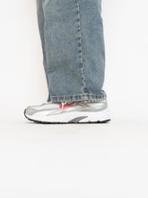 Load image into Gallery viewer, NIKE x White &amp; Pink Initiator Sneakers (8-9W)