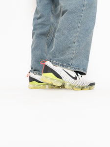 NIKE x Fluorescent Yellow & Grey Vapormax (7Y, 9W)