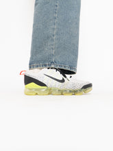 Load image into Gallery viewer, NIKE x Fluorescent Yellow &amp; Grey Vapormax (7Y, 9W)