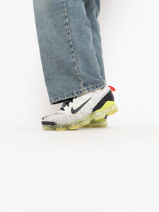 NIKE x Fluorescent Yellow & Grey Vapormax (7Y, 9W)