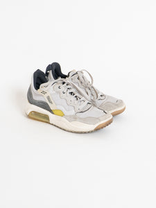 NIKE x Yellow, White & Grey Jordans (8 M, 10W)