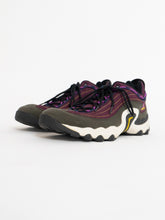Load image into Gallery viewer, Vintage x NIKE ACG Purple &amp; Green Sneakers (11.5M)