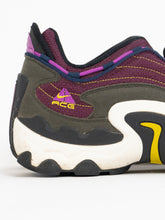 Load image into Gallery viewer, Vintage x NIKE ACG Purple &amp; Green Sneakers (11.5M)