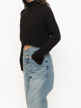 Load image into Gallery viewer, Vintage x Made in Italy x Sarah Pacini Cropped Deep Brown Ribbed Wool-Blend Turtleneck (XS, S)