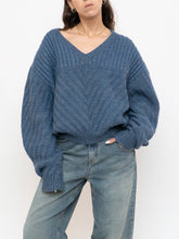 Load image into Gallery viewer, Vintage x Blue Speckled Chunky Wool Knit Sweater (M-XL)