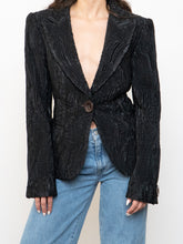 Load image into Gallery viewer, Vintage x Made in Italy x GIORGIO ARMANI Textured Black Blazer (XS-M)