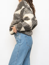 Load image into Gallery viewer, Vintage x NEGRESCO Grey, Cream Chunky Wool-Blend Knit Sweater (XS-M)
