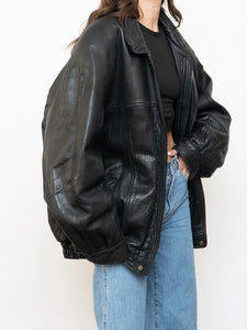 Vintage x Made in Canada x Black Pebble Leather Bomber (S-XL)