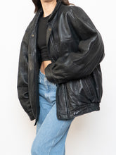 Load image into Gallery viewer, Vintage x Made in Canada x Black Pebble Leather Bomber (S-XL)
