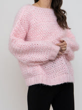 Load image into Gallery viewer, Vintage x Handmade Baby Pink Chunky Knit Sweater (XS-L)