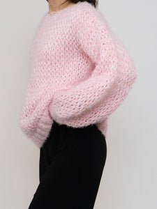 Vintage x Handmade Baby Pink Chunky Knit Sweater (XS-L)