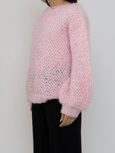 Load image into Gallery viewer, Vintage x Handmade Baby Pink Chunky Knit Sweater (XS-L)