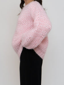Vintage x Handmade Baby Pink Chunky Knit Sweater (XS-L)