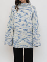 Load image into Gallery viewer, Vintage x Handmade White, Blue Speckled Knit Mockneck Sweater (XS-L)
