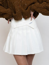 Load image into Gallery viewer, Deadstock x Modern White Pleated Mini Skort (XXS, XS)