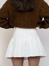 Load image into Gallery viewer, Deadstock x Modern White Pleated Mini Skort (XXS, XS)