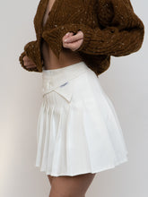 Load image into Gallery viewer, Deadstock x Modern White Pleated Mini Skort (XXS, XS)