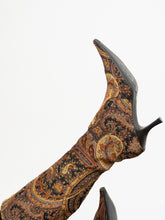 Load image into Gallery viewer, Vintage x Velvet Paisley Boot (8-9)
