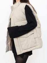 Load image into Gallery viewer, GAP x Beige Puffer Vest (S-L)