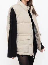 Load image into Gallery viewer, GAP x Beige Puffer Vest (S-L)