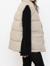 Load image into Gallery viewer, GAP x Beige Puffer Vest (S-L)