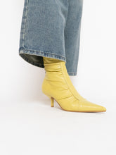 Load image into Gallery viewer, Vintage x Made in Brazil x Lime Leather Boot (7, 7.5)