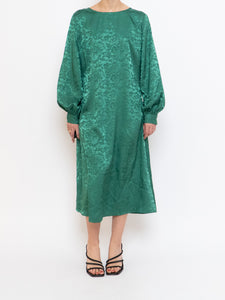 ICHI x Green Floral Longsleeve Satin Dress (S, M)