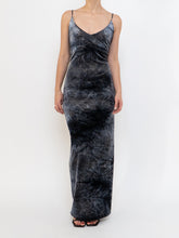 Load image into Gallery viewer, Vintage x Made in Canada x Grey Velvet Maxi Dress (M, L)
