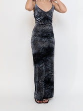 Load image into Gallery viewer, Vintage x Made in Canada x Grey Velvet Maxi Dress (M, L)