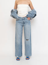 Load image into Gallery viewer, GAP x Lightwash Distresseed Denim (S, M)