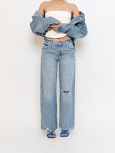 Load image into Gallery viewer, GAP x Lightwash Distresseed Denim (S, M)
