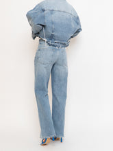 Load image into Gallery viewer, GAP x Lightwash Distresseed Denim (S, M)