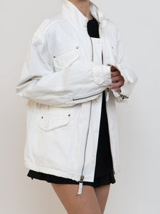 Vintage x White Distressed Denim Jacket (XS-XL)