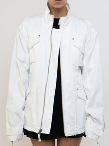 Vintage x White Distressed Denim Jacket (XS-XL)