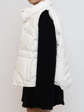 Load image into Gallery viewer, Vintage x White Down, Feather Puffer Vest (S-XL)
