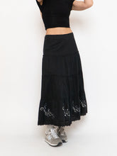 Load image into Gallery viewer, Vintage x Black, Silver Sequin Tiered Skirt (M-XL)