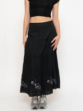 Load image into Gallery viewer, Vintage x Black, Silver Sequin Tiered Skirt (M-XL)