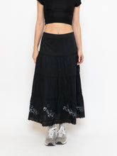Load image into Gallery viewer, Vintage x Black, Silver Sequin Tiered Skirt (M-XL)